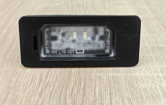 BMW 4 G22 G23 G24 G26 Number plate light 9481841