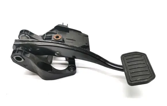 Tesla Model 3 Brake pedal 1044691-00-D