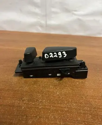 Mazda 6 Seat control switch XR8314 D2293