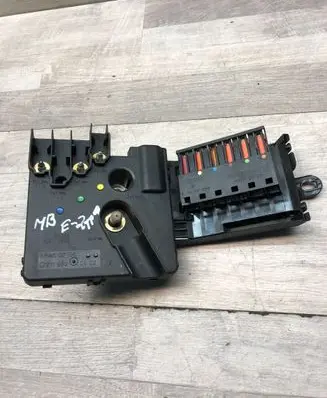Mercedes-Benz E W211 Fuse module 211982