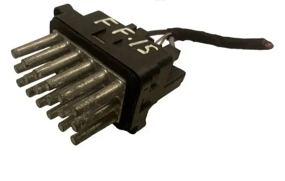 Ford Fiesta Heater blower fan relay 6G9T19E624AE 1512186652A F011500028