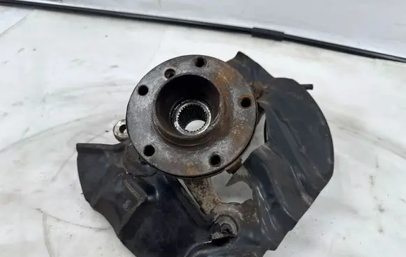 BMW 3 E46 Front wheel hub