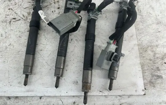 Ford Mondeo MK IV Fuel injectors set 9686191080 1683CD17F53