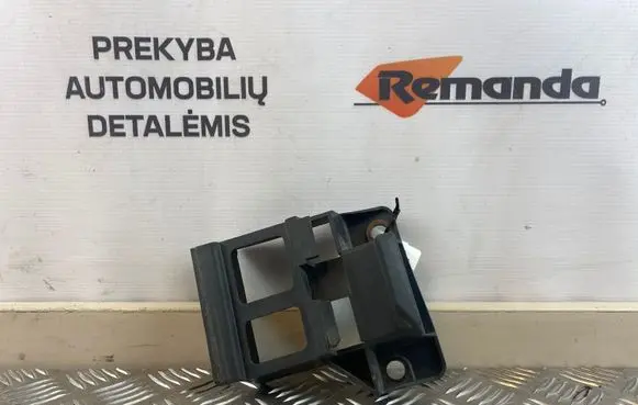 Mercedes-Benz Sprinter W906 Front bumper mounting bracket A9068850263