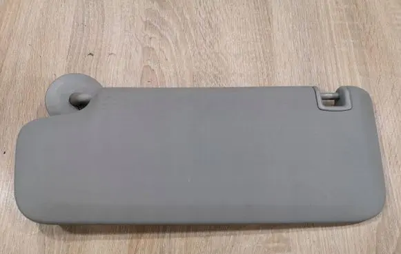 Chevrolet Cruze Sun visor