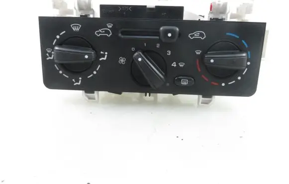 Citroen C2 Interior fan control switch F664477S
