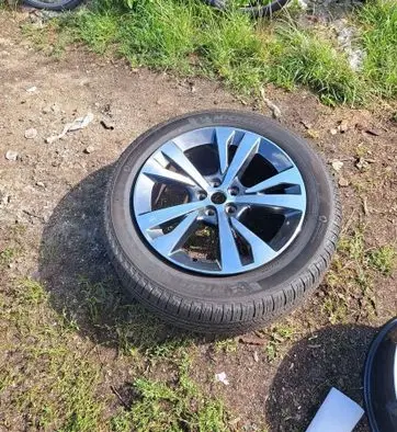 Ford Explorer VI R20 alloy rim LB5C1007F1B
