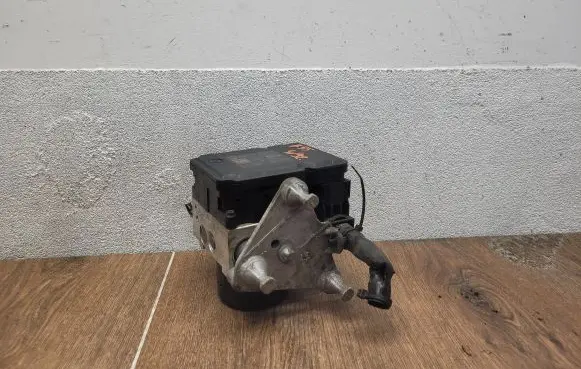 Mercedes-Benz SLK R172 ABS Pump A1729014000