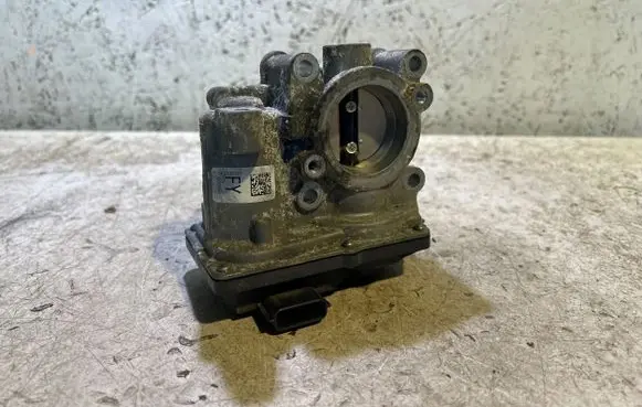Renault Clio IV Throttle valve 161206038R 32371 001248