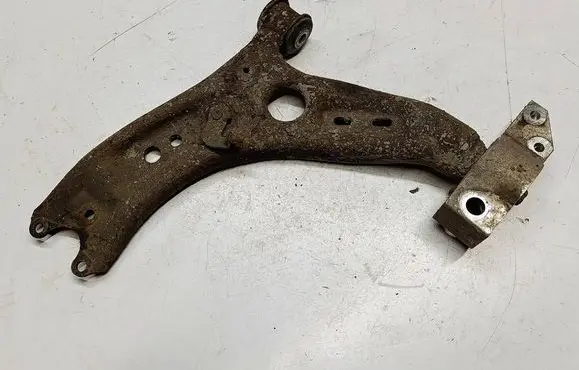 Volkswagen Scirocco Front control arm AWF1AW8484
