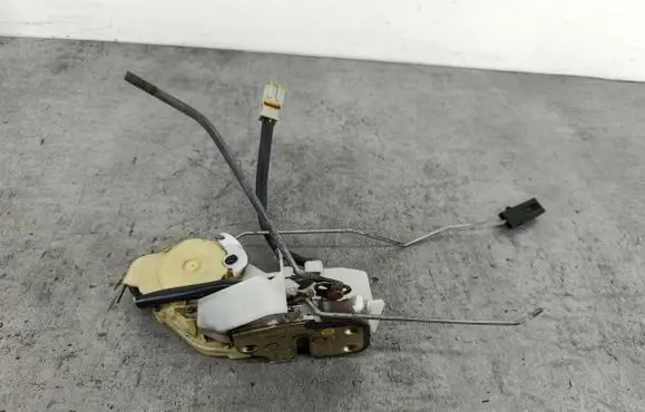 Honda Accord Front door lock 