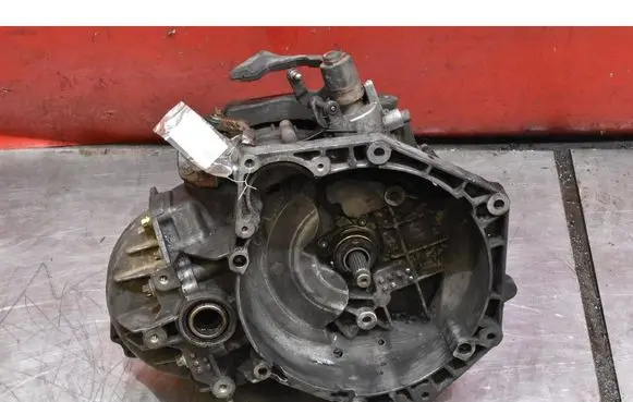 Opel Zafira B Manual 6 speed gearbox 55194293