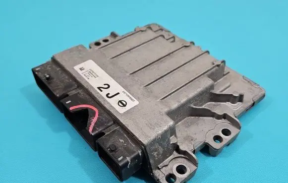 Nissan Qashqai Engine control unit/module ECU 23710HX42C IMPRK1481661