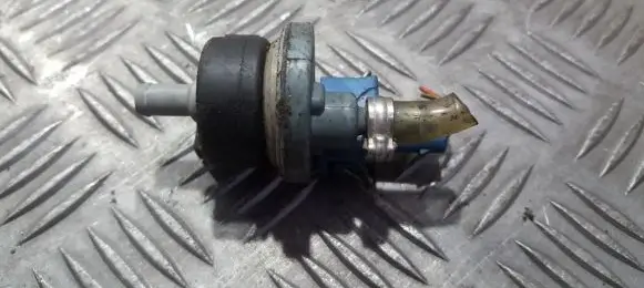 Valve vacuum