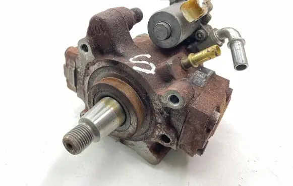 Ford Grand C-MAX Fuel injection high pressure pump A2C53384062 9676289780