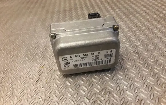 Mercedes-Benz CLK A209 C209 Yaw turn rate sensor 0045420418 A0045420418
