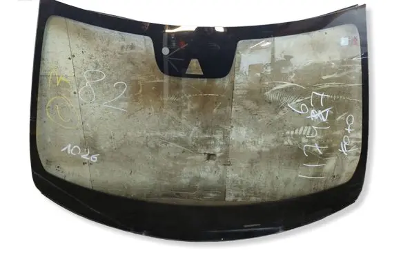 Volvo XC90 Front windscreen/windshield window AS1M145 FW04210 DOT1038
