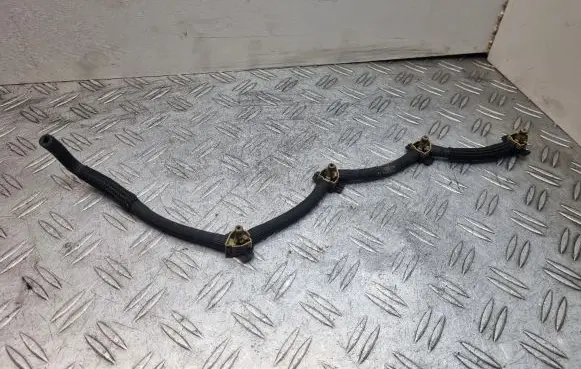 Skoda Octavia Mk3 (5E) Fuel return line/hose 04L130235J