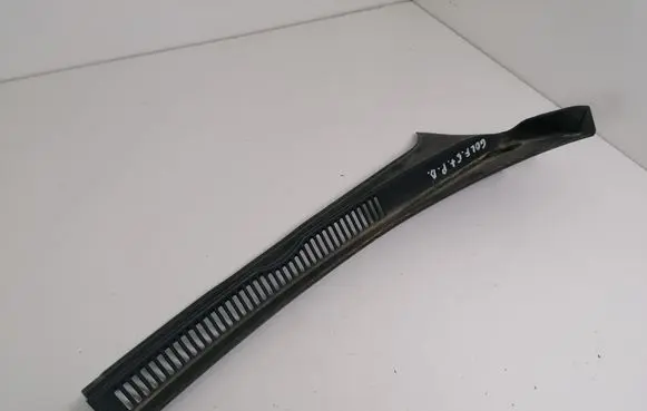 Volkswagen Golf Plus Wiper trim 5M0819404B