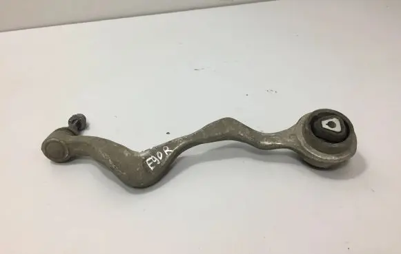 BMW 1 E81 E87 Front lower control arm/wishbone 6082