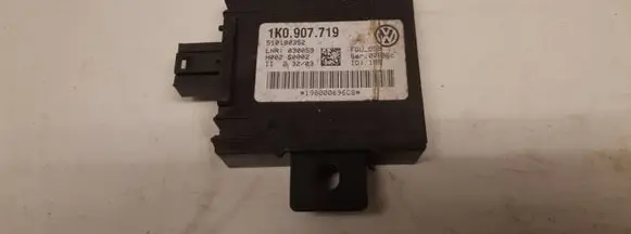 Volkswagen Golf V Alarm control unit/module 1K0907719