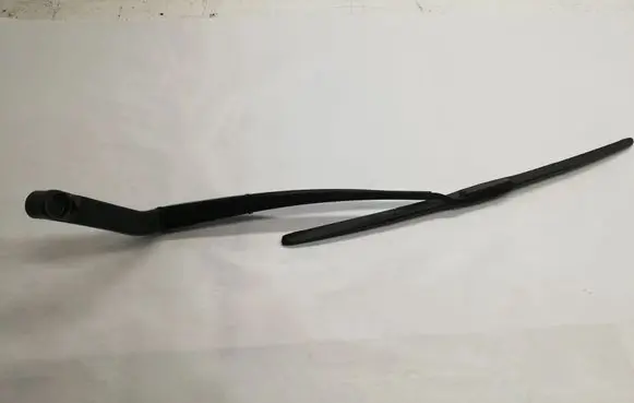 Mazda CX-5 Windshield/front glass wiper blade 1946