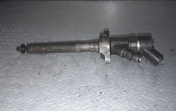 Ford Focus Fuel injector 0445110239
