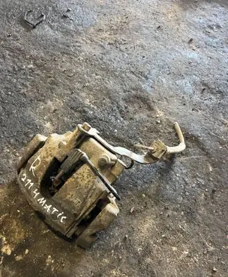 Mercedes-Benz E W211 Front brake caliper