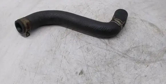 Toyota Yaris Engine coolant pipe/hose