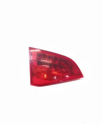 Tailgate rear/tail lights