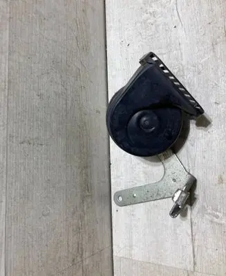 Ford Fiesta Horn signal H1BT13802AE B34SA1618J14