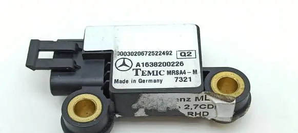 Mercedes-Benz ML W163 Airbag deployment crash/impact sensor A1638200226