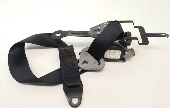 Nissan Primera Front seatbelt 86884AV700