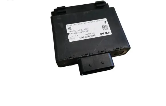 Audi A4 S4 B8 8K Voltage converter/converter module 8K0959663 111002109