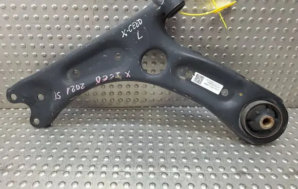 KIA Ceed Front control arm S27725476 54500G4AA0