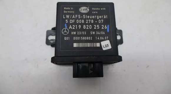 Mercedes-Benz CLS C219 Light module LCM A2198202526