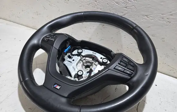 BMW X4 F26 Steering wheel 249873038501 78536631 14B0903P3679