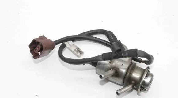 Seat Alhambra (Mk2) AdBlue injector 04L131113Q