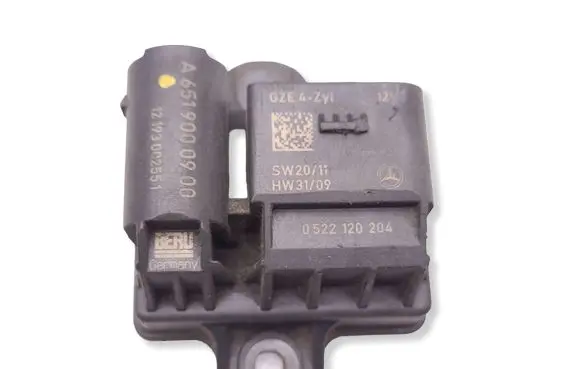 Mercedes-Benz Sprinter W906 Glow plug pre-heat relay A6519000900 12193002551