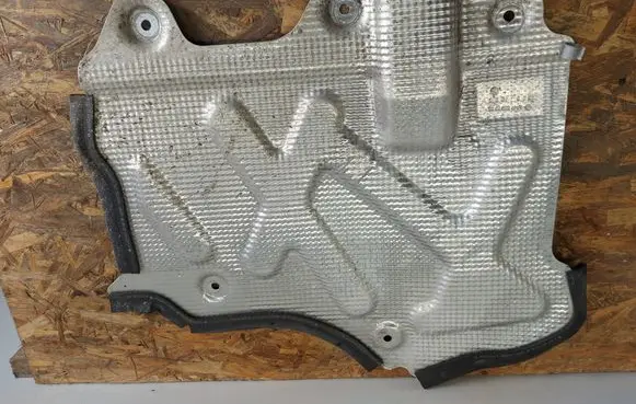 Mercedes-Benz Vito Viano W447 Heat shield in engine bay A4476807503