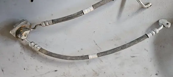 Power steering hose/pipe/line