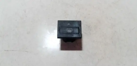 Ford Focus C-MAX Windscreen/window heater switch