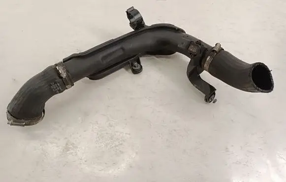 Volkswagen Sharan Intercooler hose/pipe 1K0145770AE