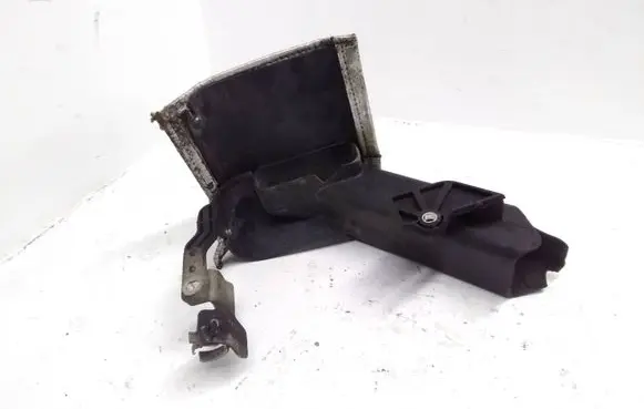 Mazda CX-7 Other engine bay part