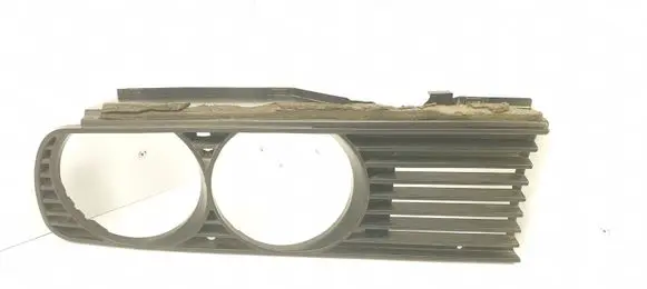 BMW 3 E30 Under headlight/headlamp trim 1876092 18760920