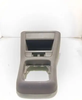 Volkswagen Golf Plus Center console 5M1863476