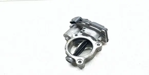 BMW 1 F20 F21 Throttle valve 7810752 13547810752