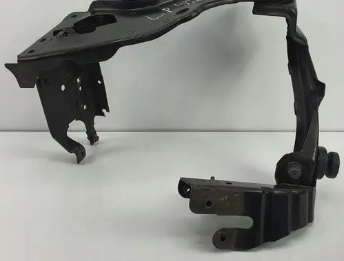 Mercedes-Benz E W211 Headlight/headlamp mounting bracket