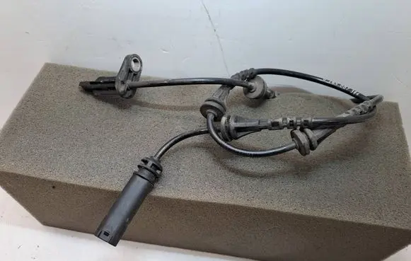 BMW X5 G05 ABS rear brake sensor 6895656