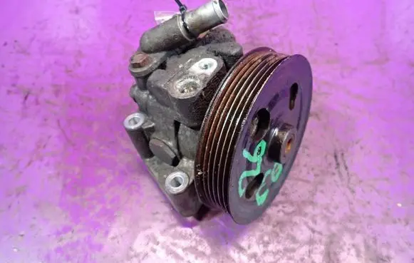 Ford Mondeo MK IV Power steering pump 